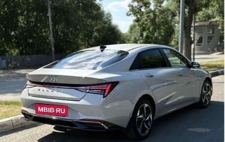 Hyundai Elantra, 2021 год, 2 190 000 рублей, 2 фотография
