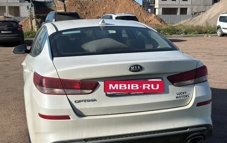 KIA Optima IV, 2019 год, 1 900 000 рублей, 6 фотография