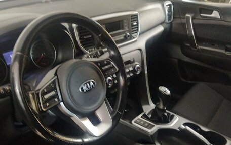 KIA Sportage IV рестайлинг, 2018 год, 1 849 000 рублей, 20 фотография