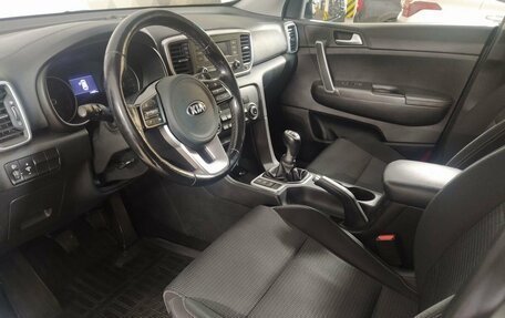 KIA Sportage IV рестайлинг, 2018 год, 1 849 000 рублей, 28 фотография