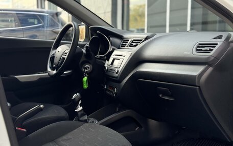 KIA Rio III рестайлинг, 2015 год, 947 000 рублей, 15 фотография