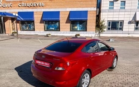 Hyundai Solaris II рестайлинг, 2011 год, 735 000 рублей, 4 фотография