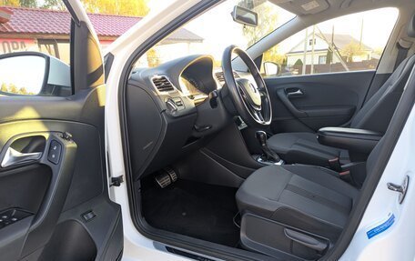 Volkswagen Polo VI (EU Market), 2016 год, 1 200 000 рублей, 12 фотография