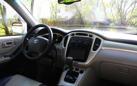 Toyota Highlander III, 2005 год, 777 777 рублей, 2 фотография