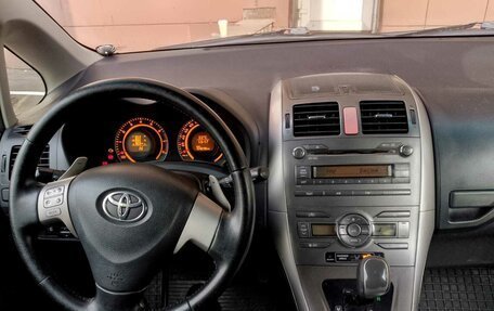 Toyota Auris II, 2007 год, 650 000 рублей, 9 фотография