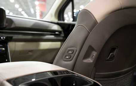 KIA Carnival, 2024 год, 6 790 000 рублей, 19 фотография