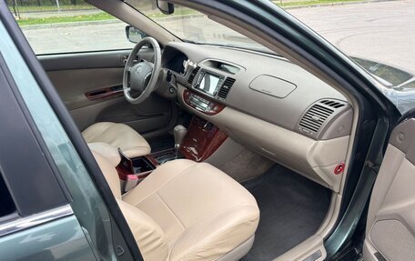 Toyota Camry V40, 2004 год, 650 000 рублей, 11 фотография