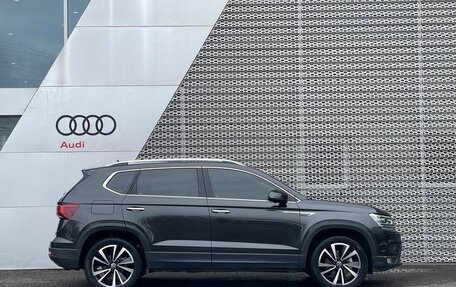 Volkswagen Tharu, 2022 год, 1 920 000 рублей, 3 фотография