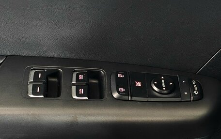 KIA Sportage IV рестайлинг, 2021 год, 2 260 000 рублей, 14 фотография