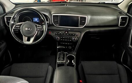 KIA Sportage IV рестайлинг, 2021 год, 2 260 000 рублей, 12 фотография