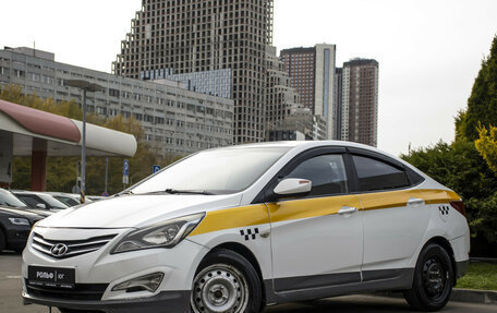 Hyundai Solaris II рестайлинг, 2016 год, 495 000 рублей, 1 фотография