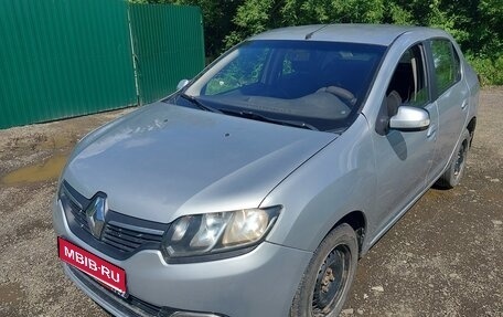 Renault Logan II, 2016 год, 450 000 рублей, 1 фотография