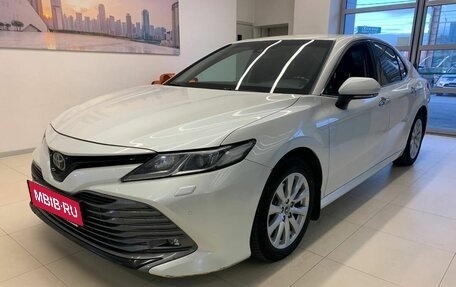Toyota Camry, 2019 год, 2 700 000 рублей, 1 фотография
