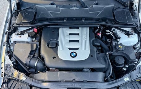 BMW 3 серия, 2009 год, 2 300 000 рублей, 13 фотография