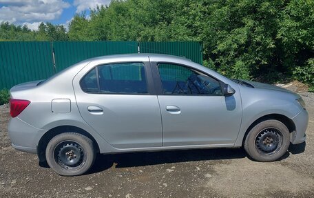 Renault Logan II, 2016 год, 450 000 рублей, 7 фотография
