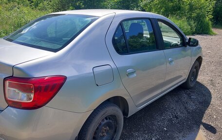 Renault Logan II, 2016 год, 450 000 рублей, 9 фотография