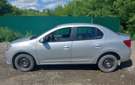 Renault Logan II, 2016 год, 450 000 рублей, 13 фотография