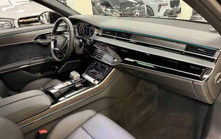 Audi A8, 2023 год, 13 999 000 рублей, 27 фотография