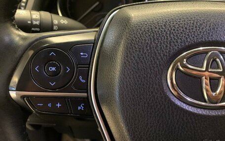 Toyota Camry, 2019 год, 2 700 000 рублей, 19 фотография