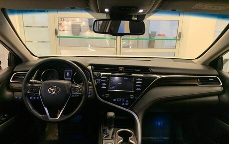 Toyota Camry, 2019 год, 2 700 000 рублей, 22 фотография