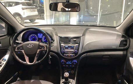 Hyundai Solaris II рестайлинг, 2014 год, 875 000 рублей, 7 фотография