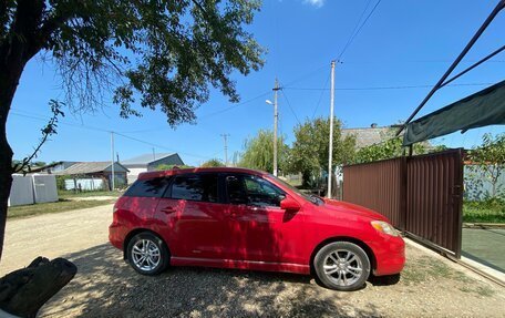 Toyota Matrix, 2003 год, 450 000 рублей, 2 фотография