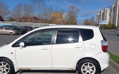 Honda Fit III, 2006 год, 350 000 рублей, 4 фотография