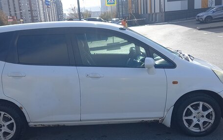 Honda Fit III, 2006 год, 350 000 рублей, 7 фотография