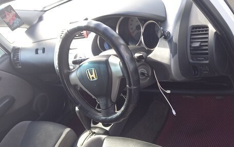 Honda Fit III, 2006 год, 350 000 рублей, 10 фотография