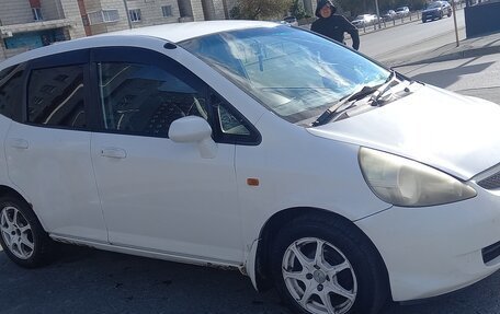 Honda Fit III, 2006 год, 350 000 рублей, 8 фотография