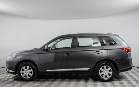 Mitsubishi Outlander III рестайлинг 3, 2018 год, 2 280 000 рублей, 8 фотография