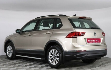 Volkswagen Tiguan II, 2021 год, 2 690 000 рублей, 7 фотография