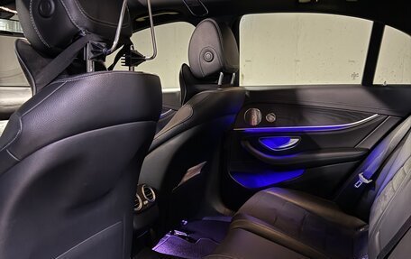 Mercedes-Benz E-Класс, 2018 год, 3 500 000 рублей, 18 фотография