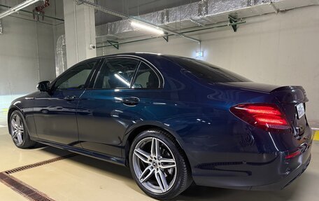 Mercedes-Benz E-Класс, 2018 год, 3 500 000 рублей, 8 фотография