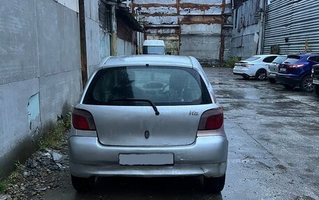 Toyota Vitz, 2000 год, 250 000 рублей, 4 фотография