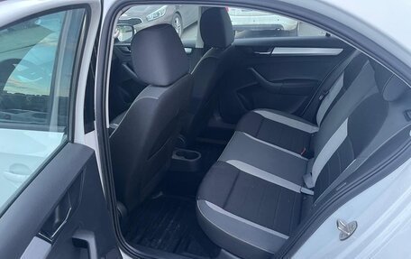 Skoda Rapid I, 2017 год, 1 150 000 рублей, 4 фотография