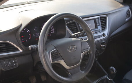 Hyundai Solaris II рестайлинг, 2018 год, 1 243 200 рублей, 9 фотография