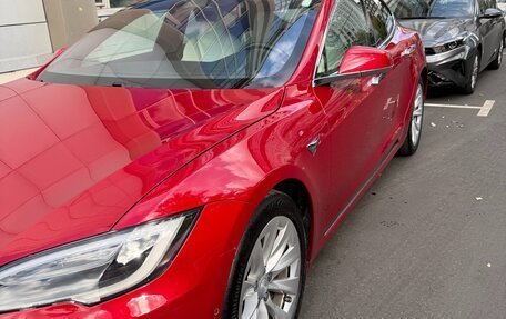 Tesla Model S I, 2018 год, 3 800 000 рублей, 3 фотография