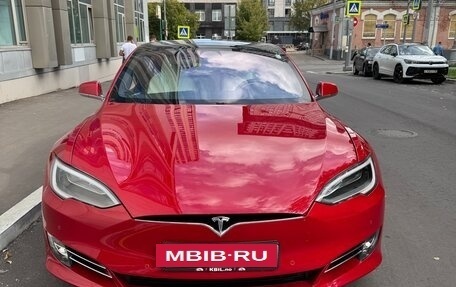 Tesla Model S I, 2018 год, 3 800 000 рублей, 2 фотография