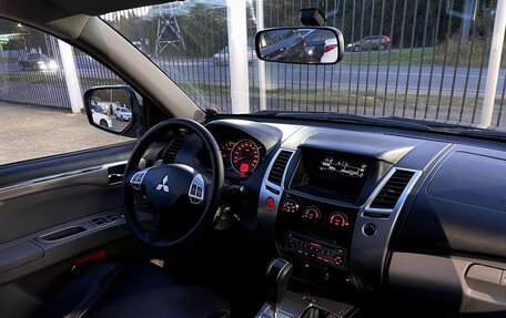 Mitsubishi Pajero Sport II рестайлинг, 2010 год, 1 699 000 рублей, 9 фотография