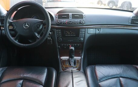 Mercedes-Benz E-Класс, 2003 год, 999 000 рублей, 6 фотография