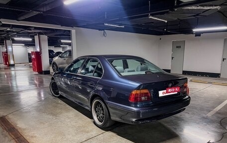 BMW 5 серия, 2002 год, 970 000 рублей, 3 фотография