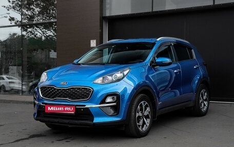 KIA Sportage IV рестайлинг, 2018 год, 1 990 000 рублей, 1 фотография