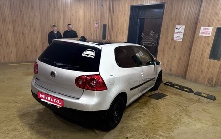 Volkswagen Golf V, 2003 год, 650 000 рублей, 5 фотография