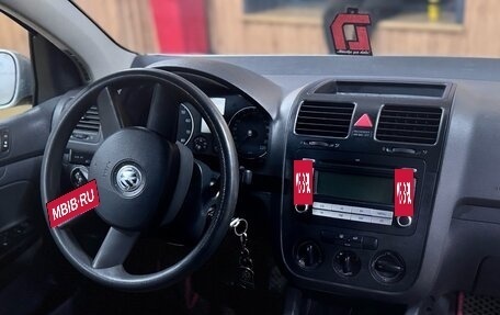 Volkswagen Golf V, 2003 год, 650 000 рублей, 9 фотография