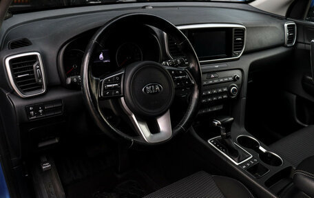 KIA Sportage IV рестайлинг, 2018 год, 1 990 000 рублей, 14 фотография