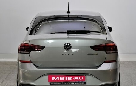Volkswagen Polo VI (EU Market), 2021 год, 1 980 000 рублей, 3 фотография