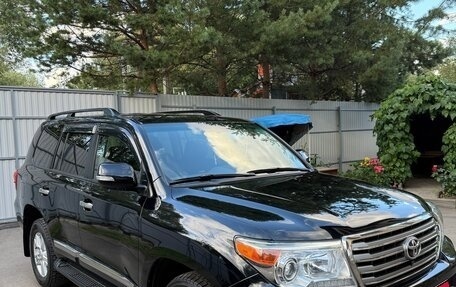 Toyota Land Cruiser 200, 2013 год, 4 000 000 рублей, 1 фотография