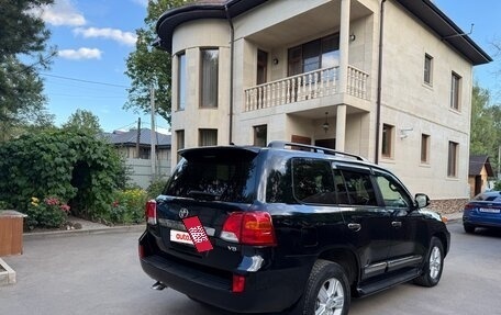 Toyota Land Cruiser 200, 2013 год, 4 000 000 рублей, 3 фотография