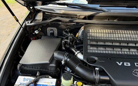 Toyota Land Cruiser 200, 2013 год, 4 000 000 рублей, 6 фотография